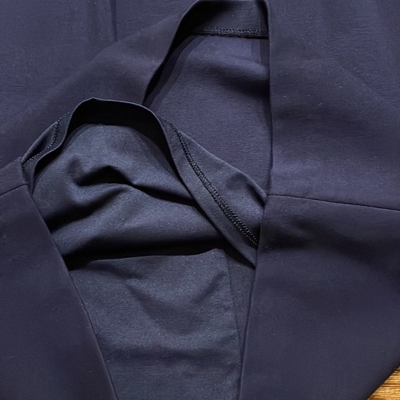 NWT HALSTON  HERITAGE cut out dress long sleeve fitted stretch midnight blue 4 - Picture 13 of 13